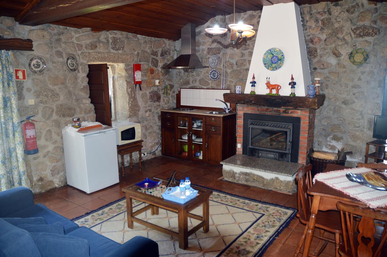 Villa Casa Do Carvalho Viatodos Esterno foto